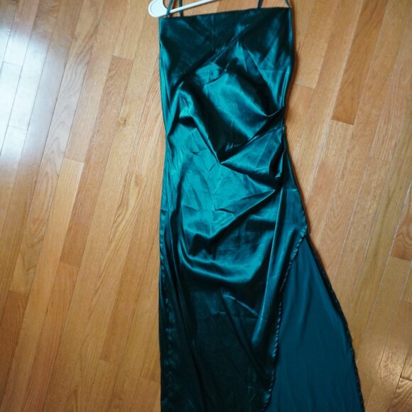 Shein Green Satin Dress || S - Picture 2 of 5